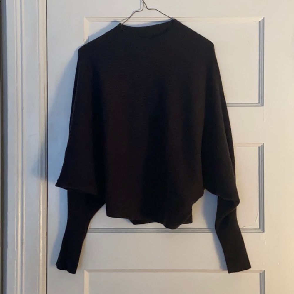 NWT-Zara Ribbed Knit Sweater